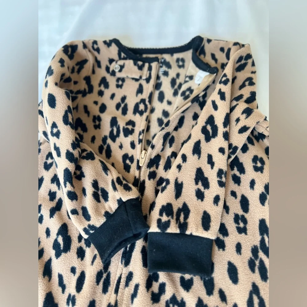 Baby Girls‎ One-Piece Leopard-Print Fleece Footed Pajamas 2T